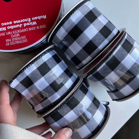 Wired Christmas -‎ Holiday Fabric Ribbon Rolls – 1 Jumbo and 4 Standard (New) - Picture 8 of 10
